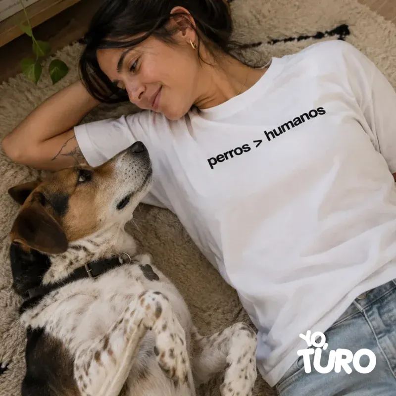 Polera Perros > Humanos | Yo, Turo